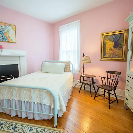 The Dailey Renewal Retreat B & B-3