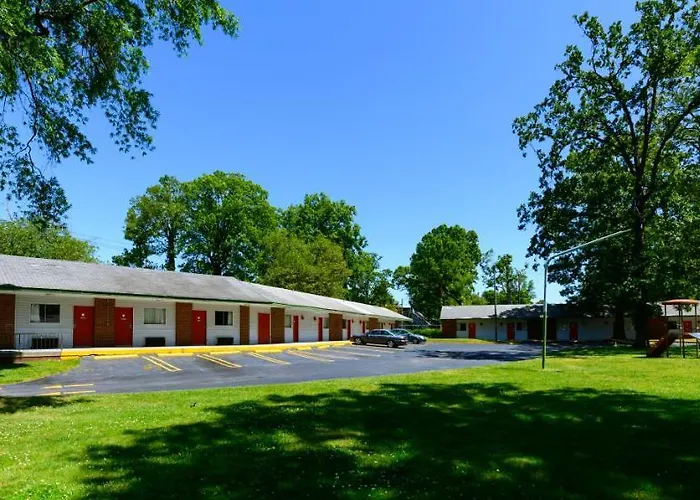 Oaks Greensboro Nc