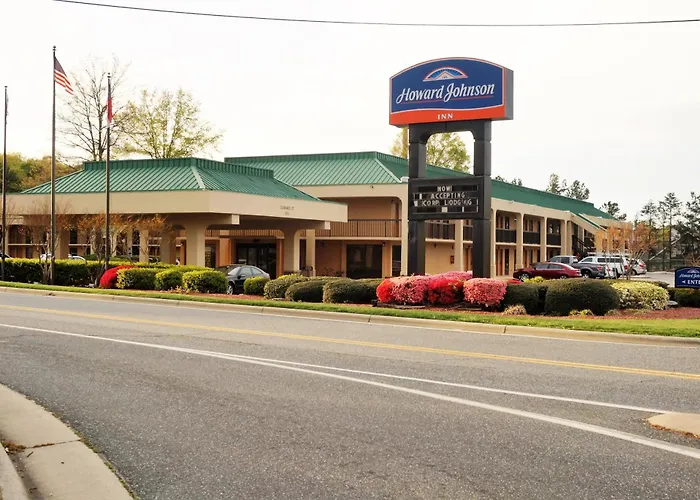 Howard Johnson By Wyndham Near The Coliseum