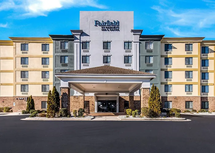 Fairfield By Marriott Inn & Suites Greensboro Coliseum Area