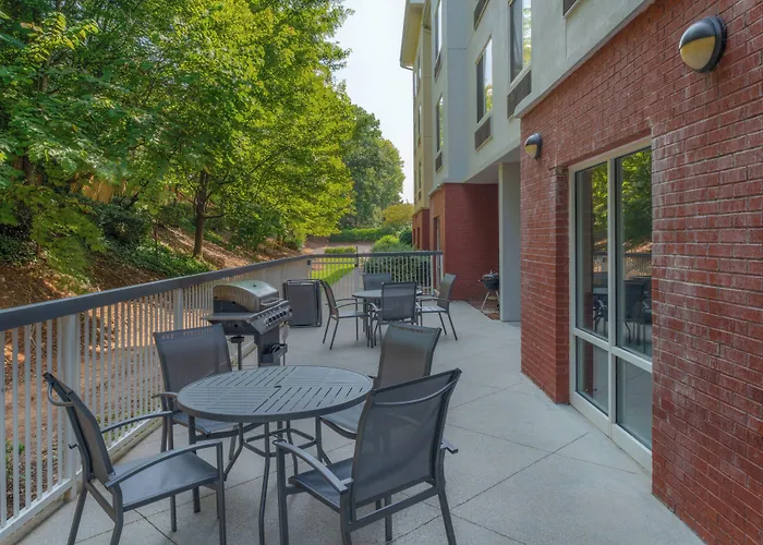 Fairfield Inn & Suites Greensboro Wendover